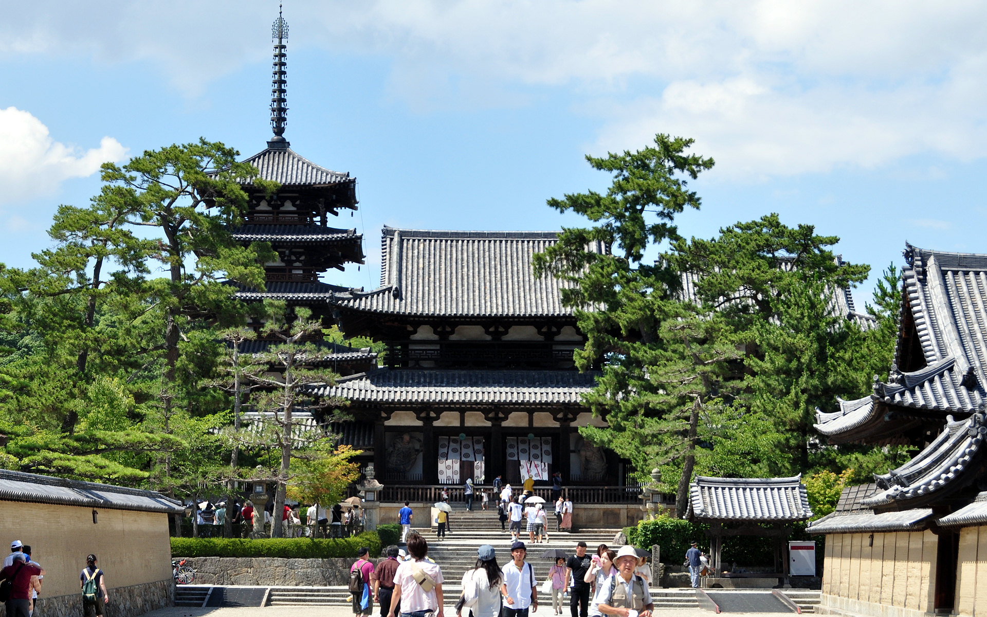 Its castles, tombs and ruins of ancient city of Nara
